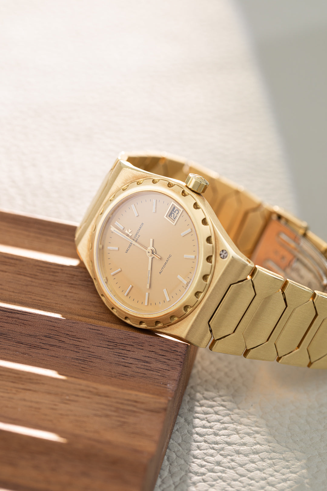 Historiques 222 Vintage