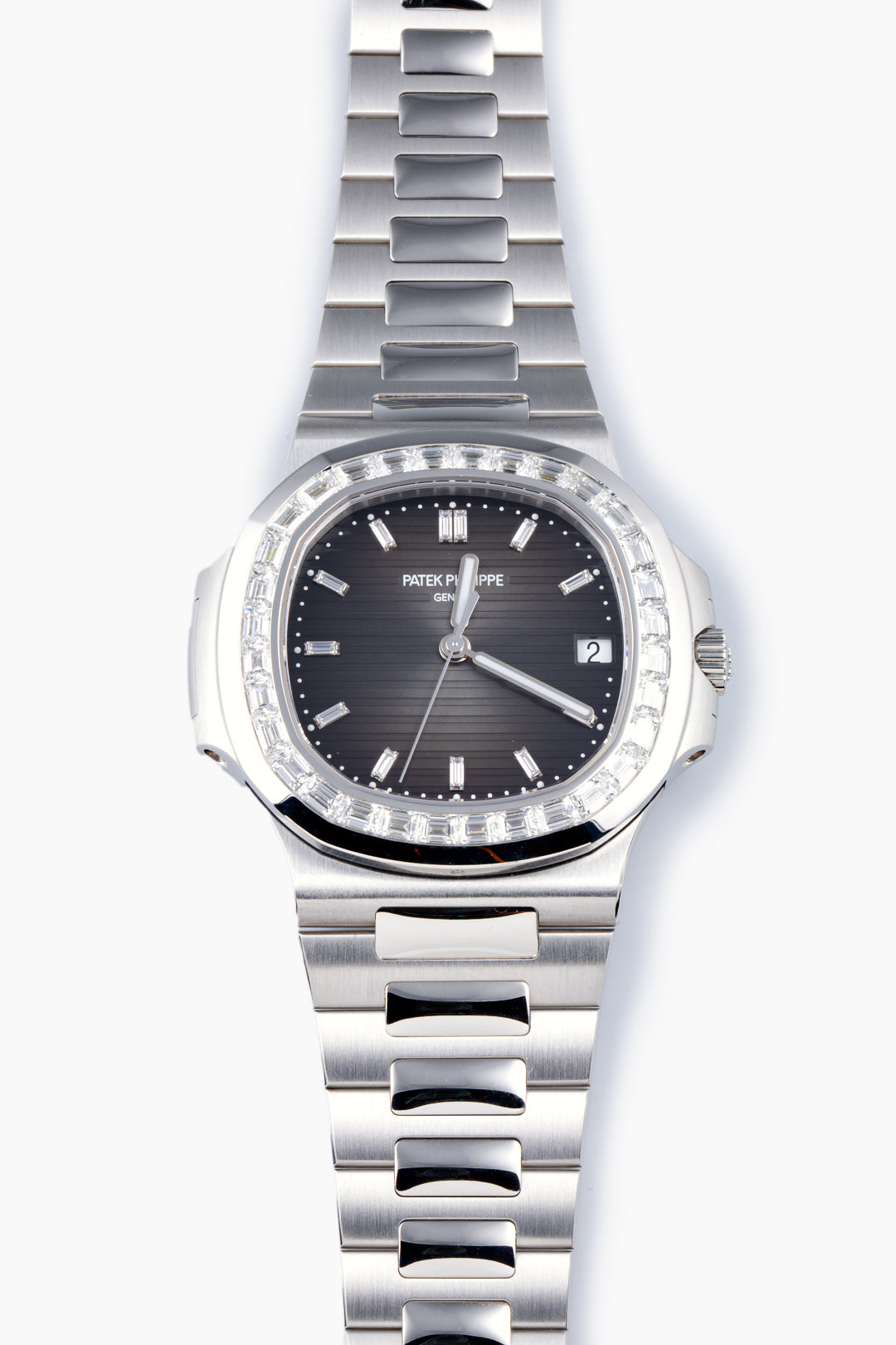 Nautilus Platinum Grey Dial Diamond Bezel