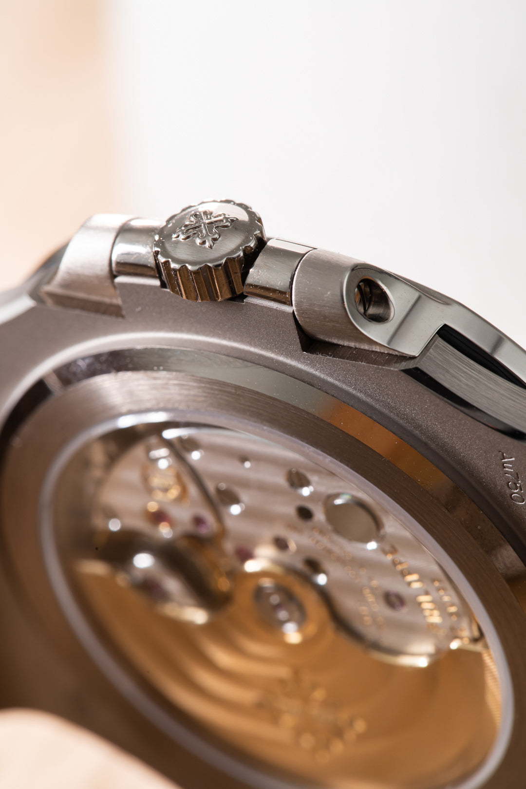 Nautilus White Gold 5811/1G-001