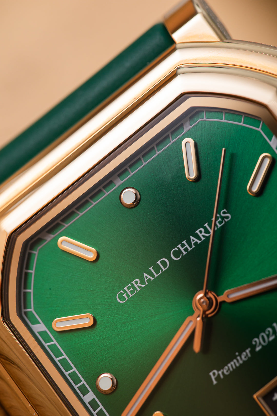 Maestro 2.0 Ultra-thin Green Dial