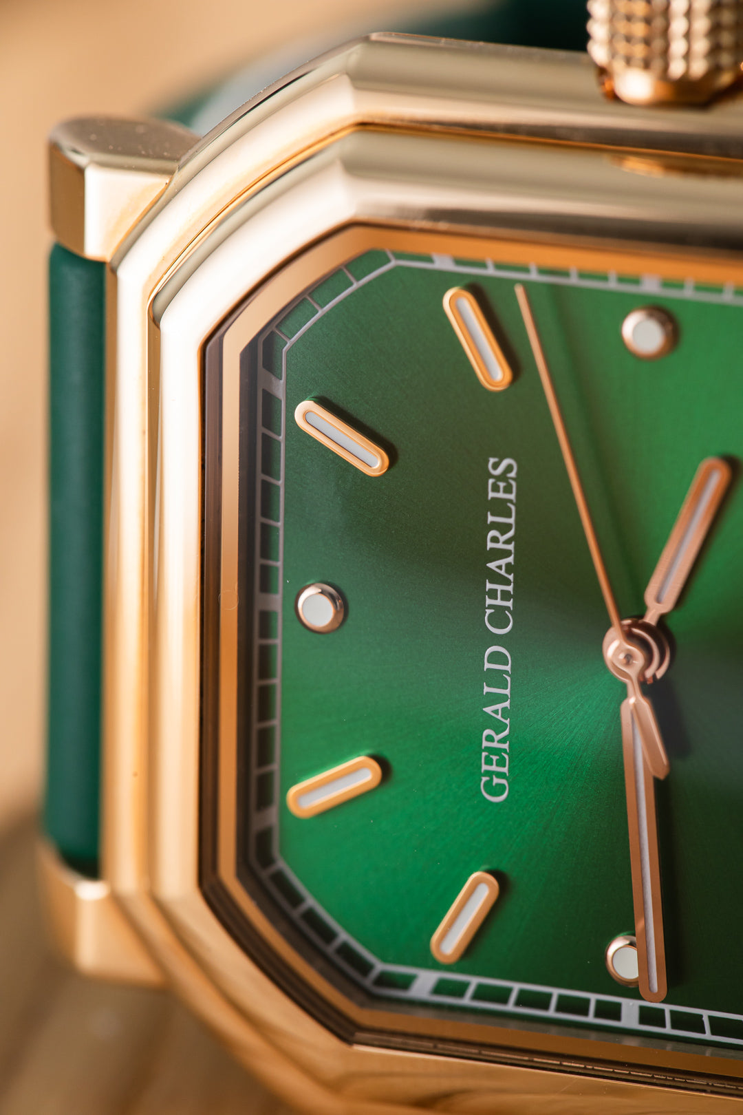 Maestro 2.0 Ultra-thin Green Dial
