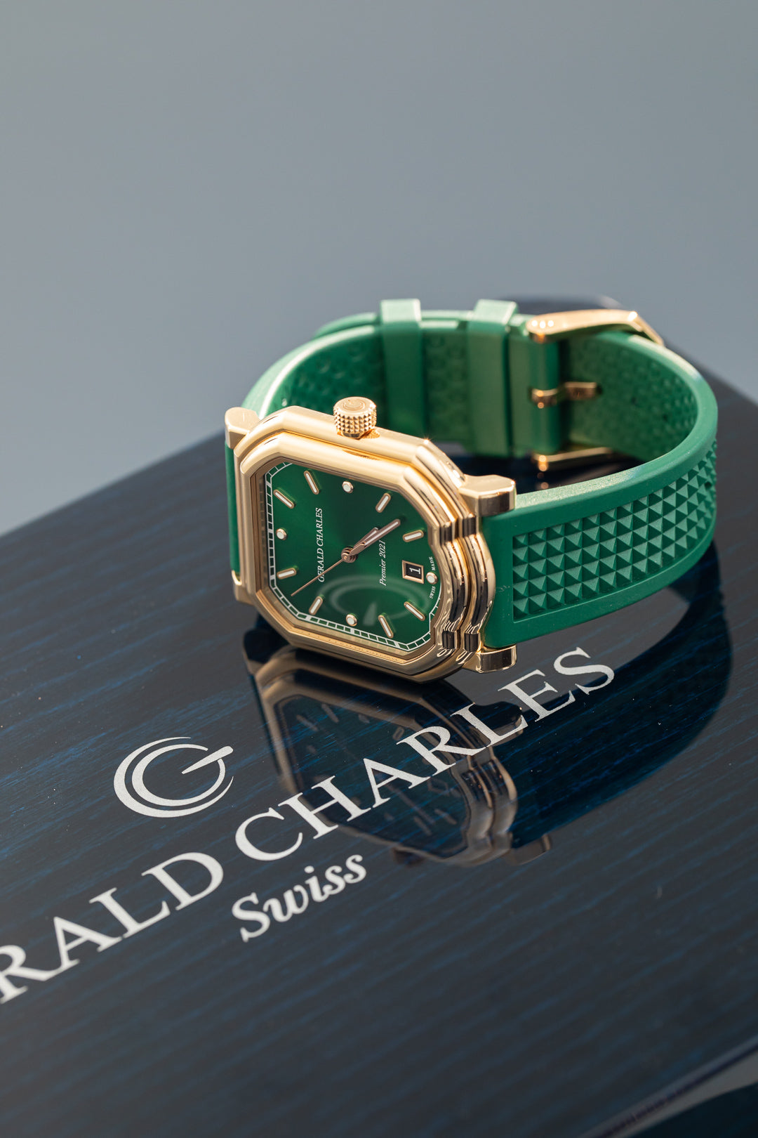 Maestro 2.0 Ultra-thin Green Dial