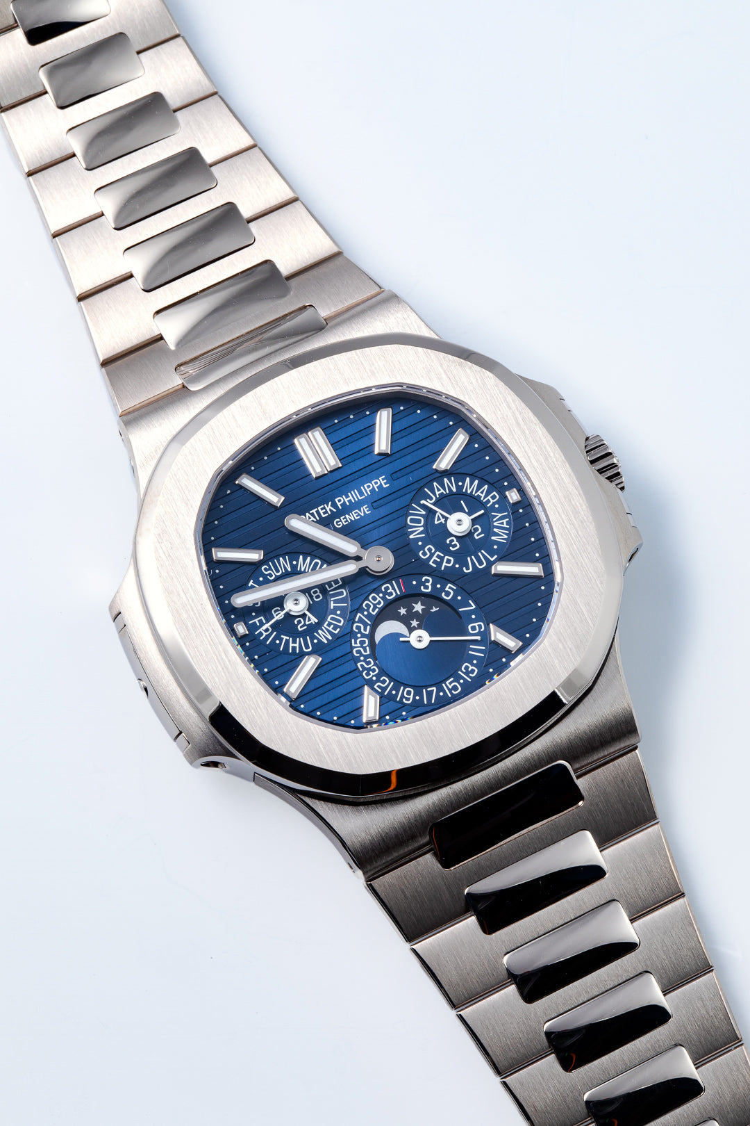 Nautilus White Gold Perpetual Calendar