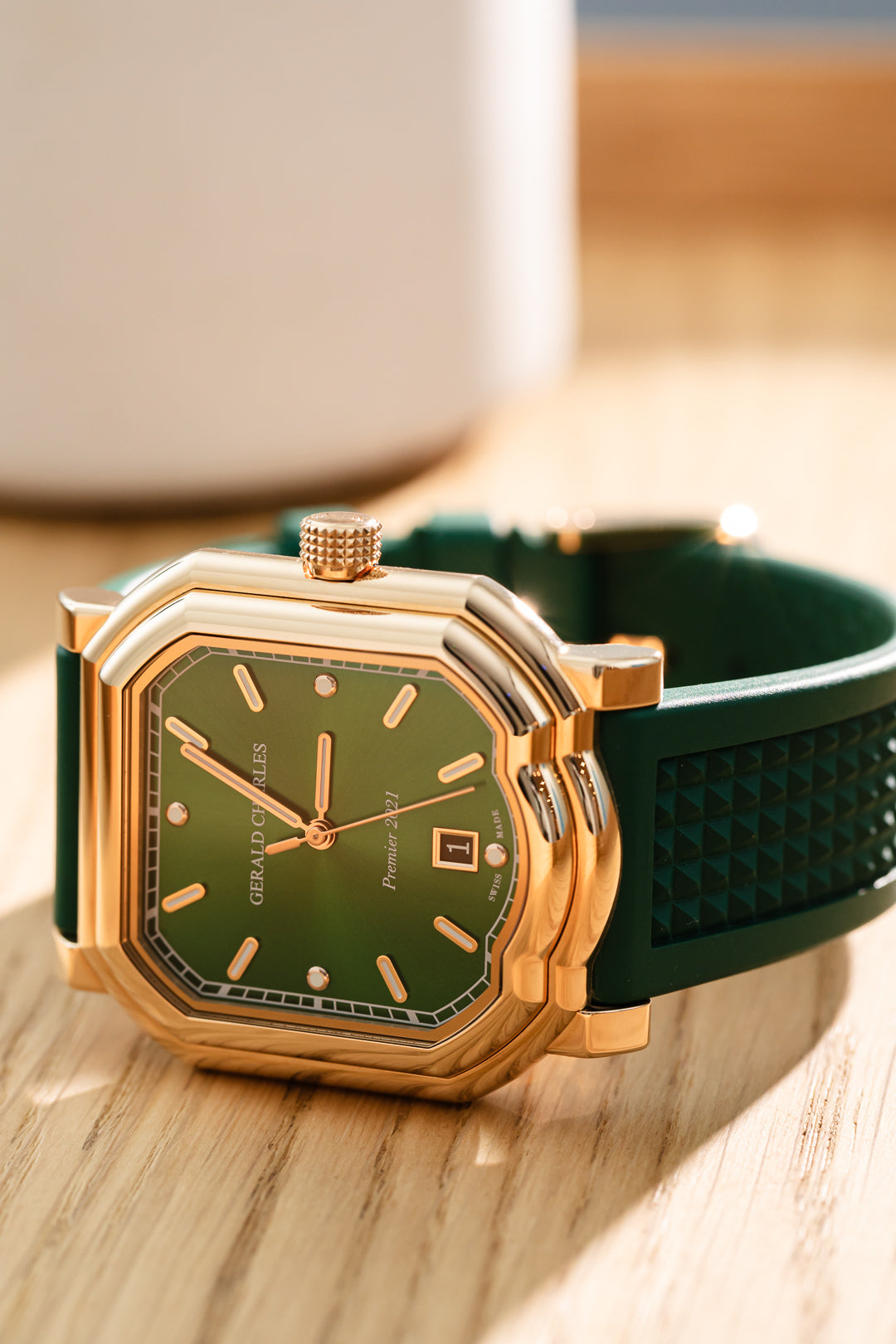 Maestro 2.0 Ultra-thin Green Dial