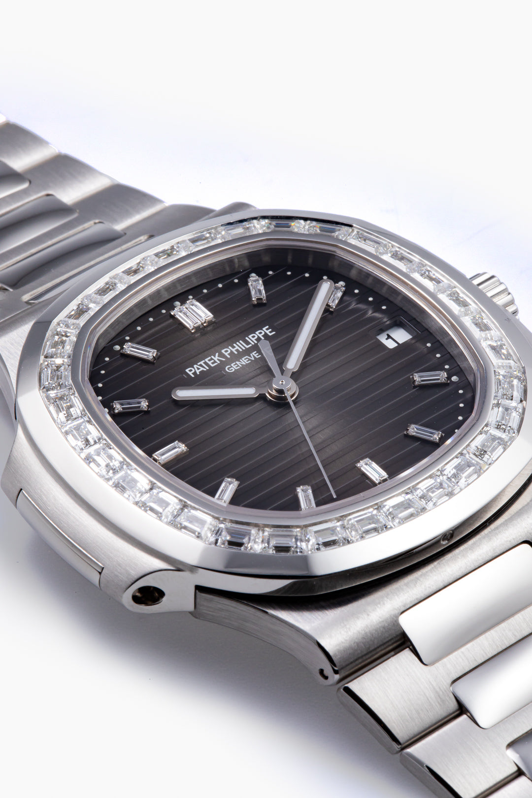 Nautilus Platinum Grey Dial Diamond Bezel