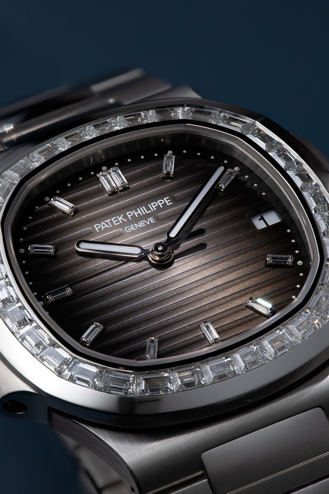 Nautilus Platinum Grey Dial Diamond Bezel