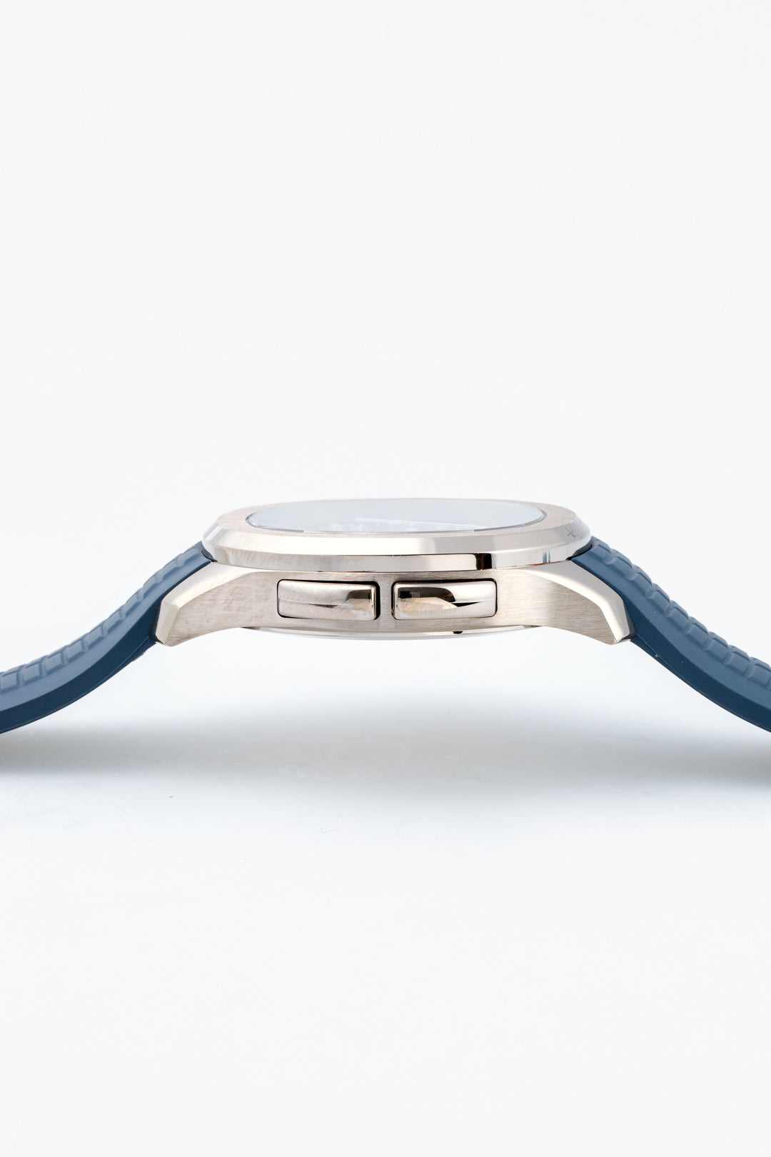 Aquanaut White Gold