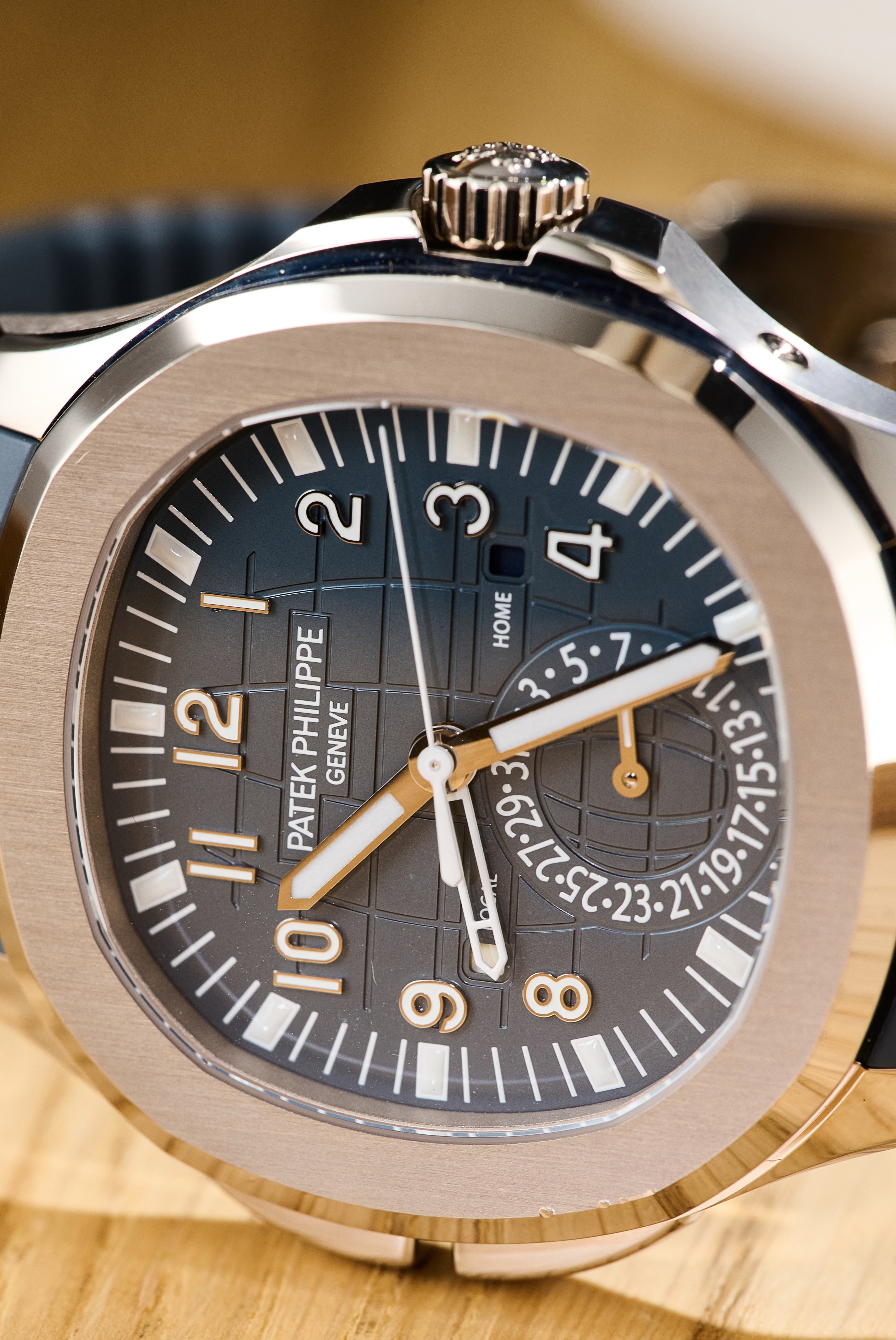 Patek Philippe Aquanaut Travel Time White Gold