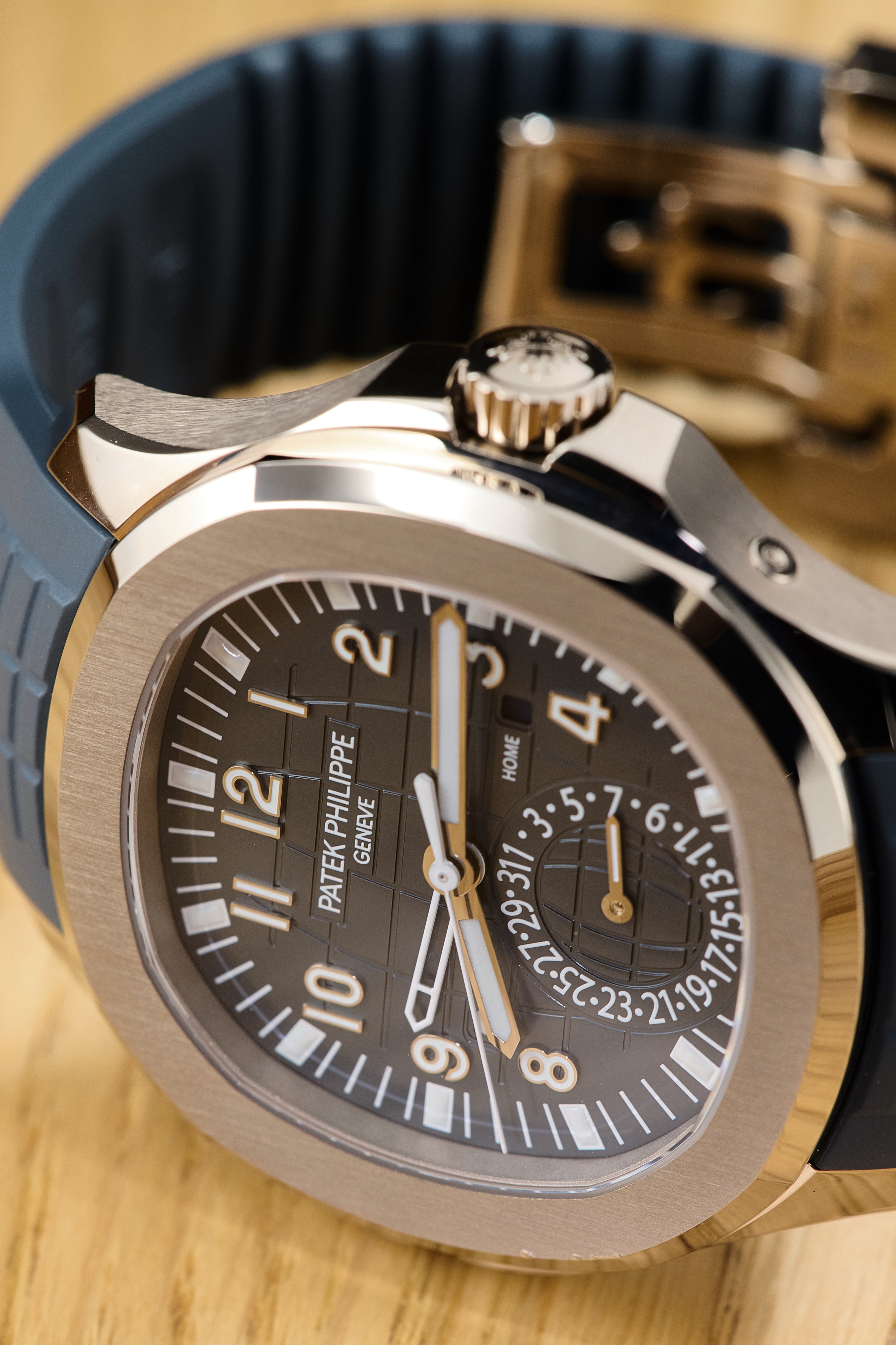 Patek Philippe Aquanaut Travel Time White Gold